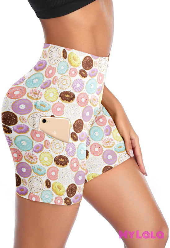 1 Curvy Pocketed Gym Shorts (Lovely Donuts)